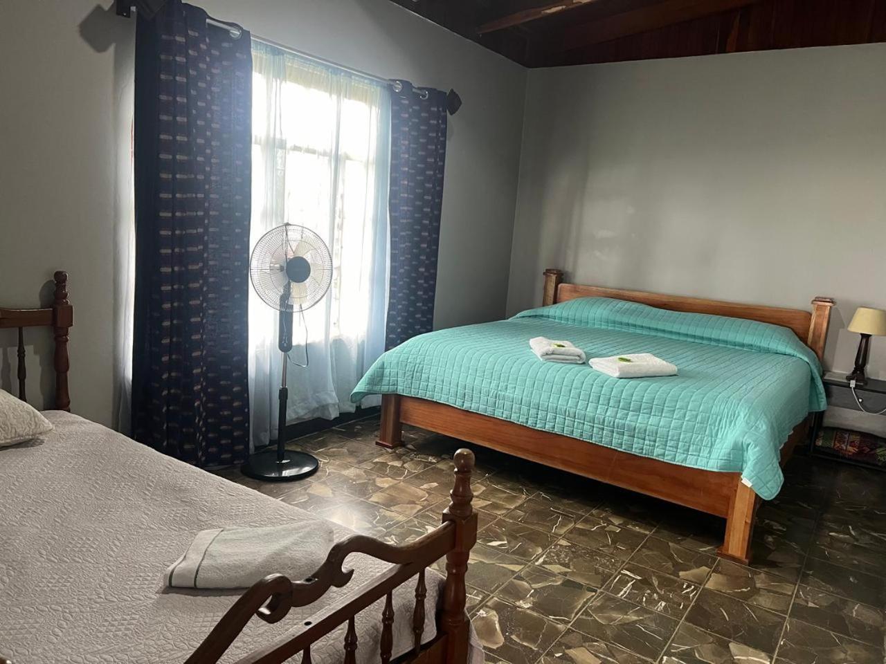 Casa Eva Lodging Costa Rica San Isidro De El General Room photo